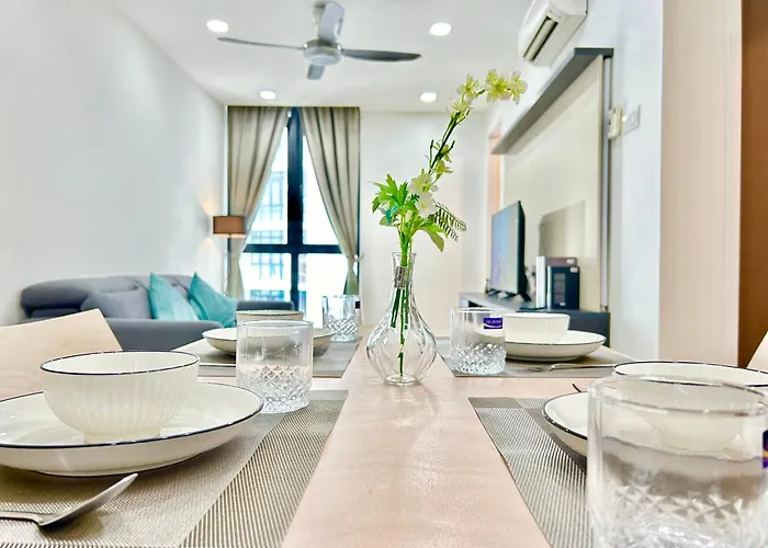 1-8 Pax Comfort Place 3Room Ara Damansara