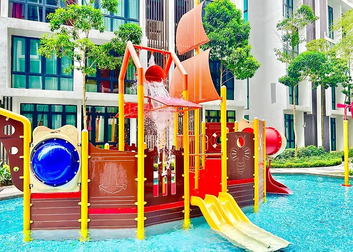 1-8 Pax Comfort Place 3Room Ara Damansara