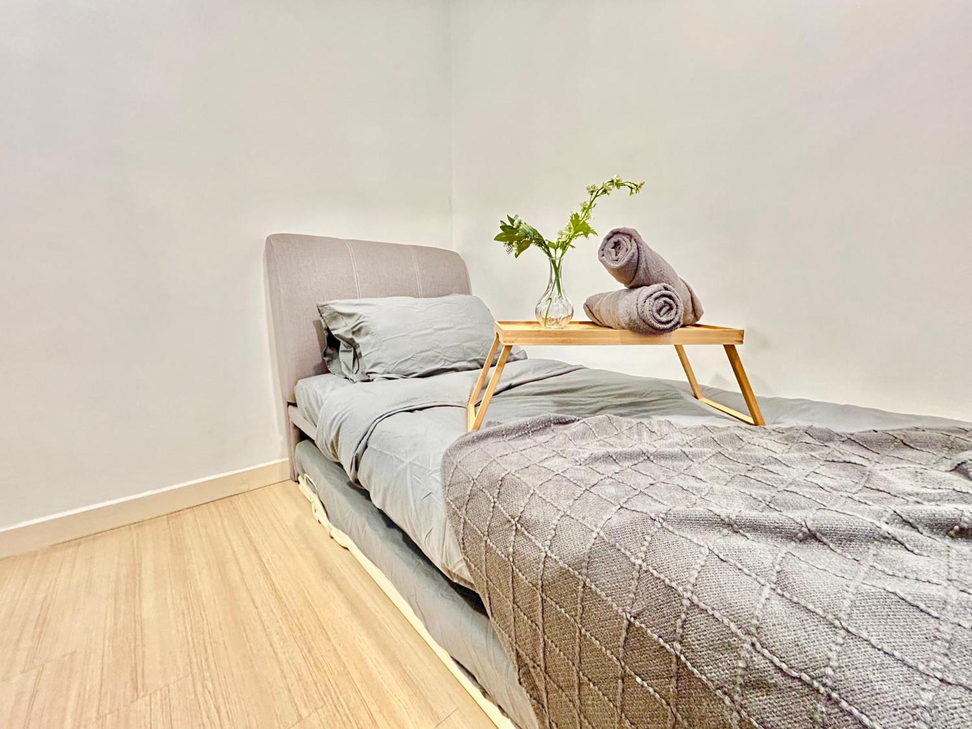 1-8 Pax Comfort Place 3room Ara Damansara *