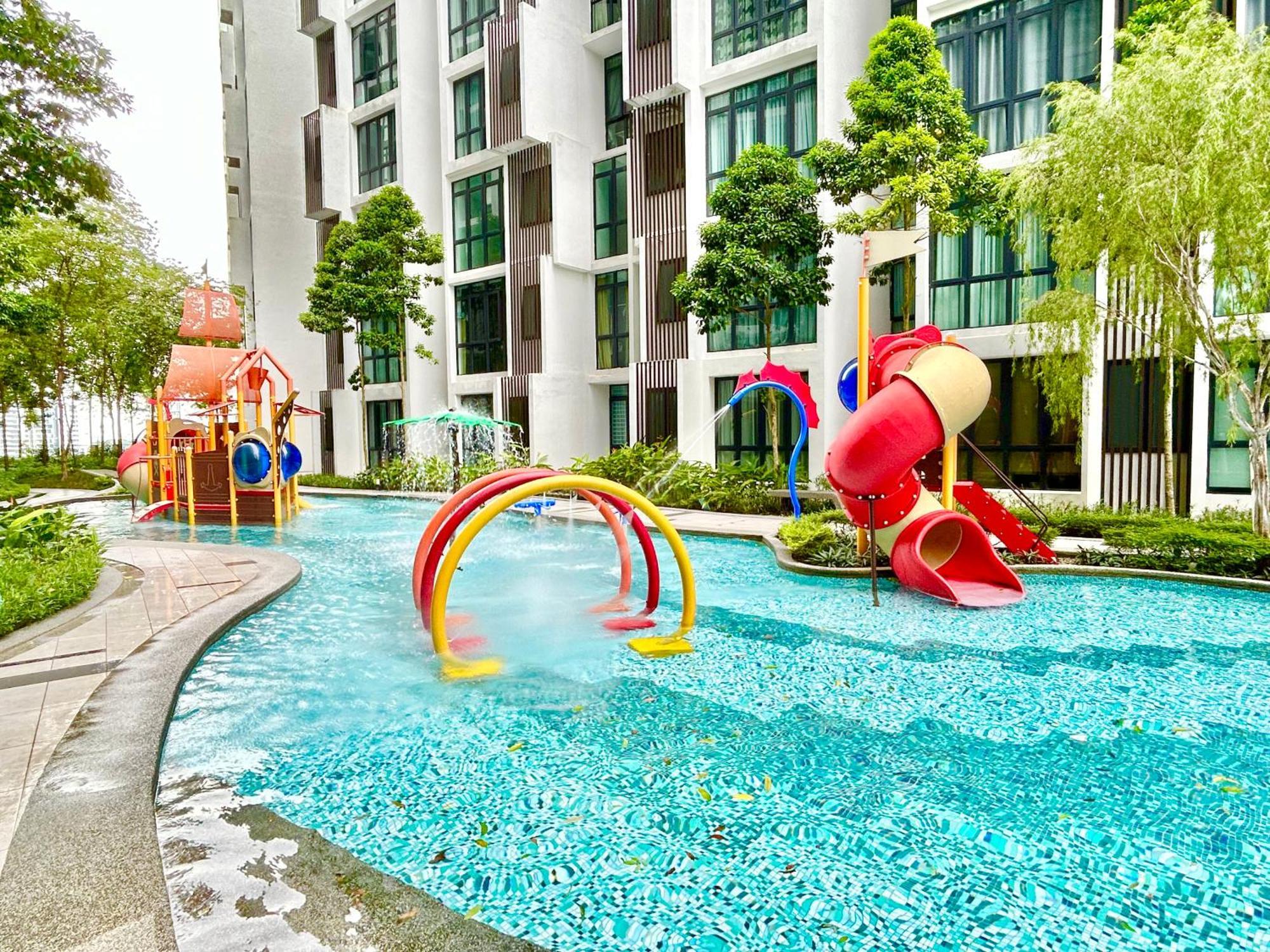 1-8 Pax Comfort Place 3room Ara Damansara